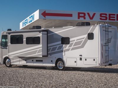2026 Thor Motor Coach Hurricane - Photo 2