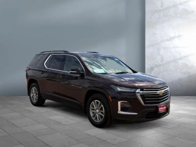 2022 Chevrolet Traverse — photo 8 view