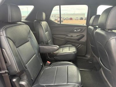 2022 Chevrolet Traverse — photo 14 view