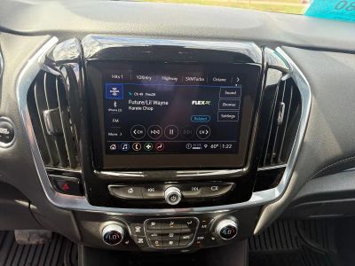 2022 Chevrolet Traverse — photo 11 view