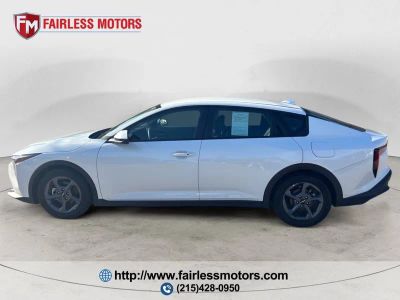 2025 Kia K4 — side profile view