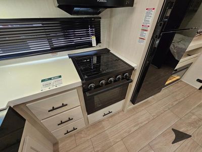 2026 Forest River RV Cherokee Arctic Wolf - Photo 32