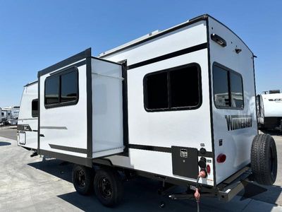 2025 Winnebago M-Series - Photo 3