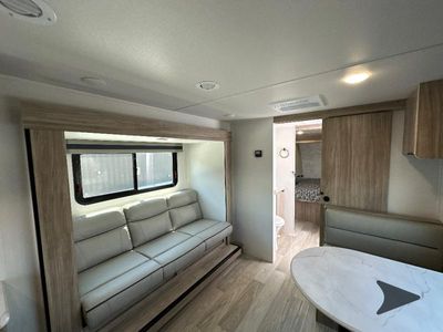 2025 Winnebago M-Series - Photo 12