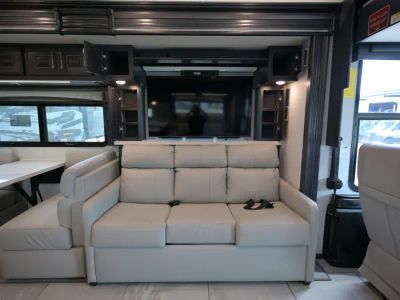2026 Fleetwood DISCOVERY LXE - Photo 20