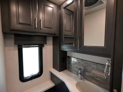 2026 Fleetwood DISCOVERY LXE - Photo 26
