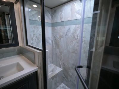 2026 Fleetwood DISCOVERY LXE - Photo 42