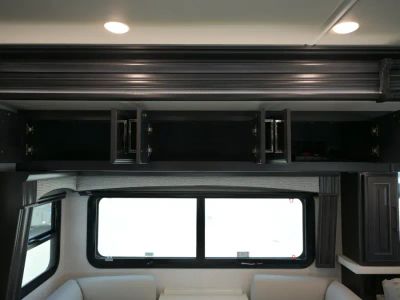 2026 Fleetwood DISCOVERY LXE - Photo 23