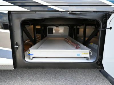 2026 Fleetwood DISCOVERY LXE - Photo 47
