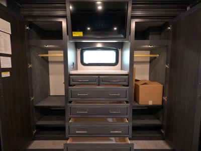 2026 Fleetwood DISCOVERY LXE - Photo 34