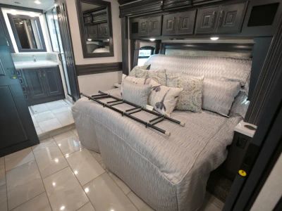 2026 Fleetwood DISCOVERY LXE - Photo 29