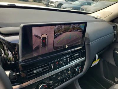 2026 Nissan Pathfinder — photo 16 view