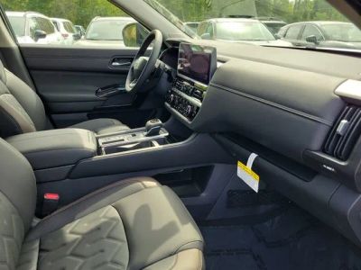 2026 Nissan Pathfinder — photo 31 view