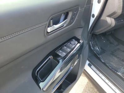 2026 Nissan Pathfinder — engine compartment view
