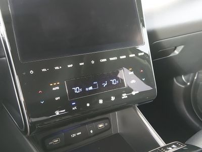 2024 Hyundai Tucson — photo 18 view