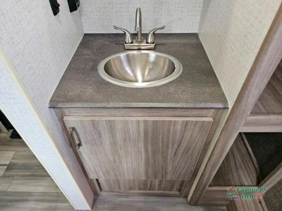2022 Winnebago Industries Towables Minnie - Photo 48