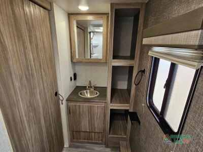2022 Winnebago Industries Towables Minnie - Photo 46