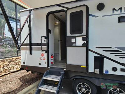 2022 Winnebago Industries Towables Minnie - Photo 7
