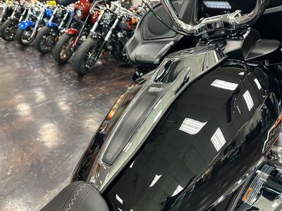 2025 Harley-Davidson Road Glide - Photo 10