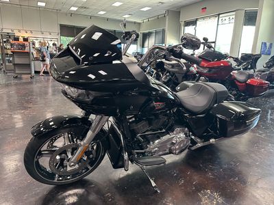 2025 Harley-Davidson Road Glide - Photo 14