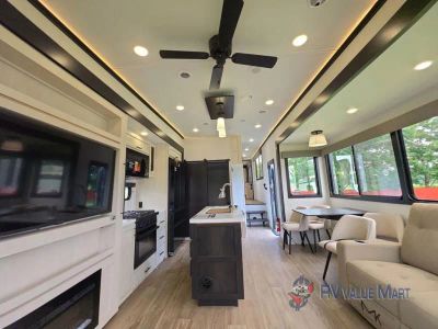 2027 Forest River RV Sabre — photo 10 view