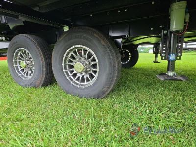 2027 Forest River RV Sabre — photo 9 view