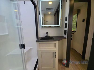 2027 Forest River RV Sabre — photo 27 view