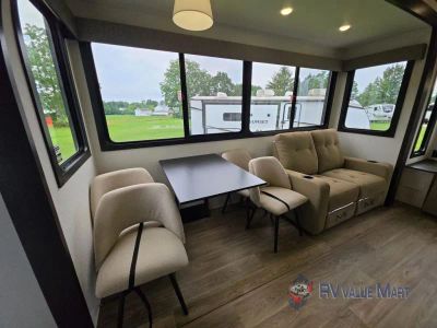 2027 Forest River RV Sabre — photo 12 view