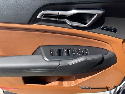 2026 Kia Sportage — photo 10 view