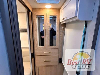 2026 Thor Motor Coach Four Winds - Photo 33