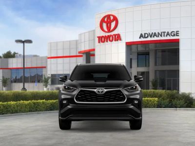 2026 Toyota Highlander - Photo 2