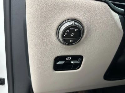 2026 Mercedes-Benz GLC — photo 17 view