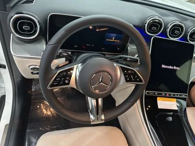 2026 Mercedes-Benz GLC — photo 10 view
