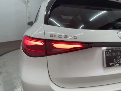 2026 Mercedes-Benz GLC — photo 28 view