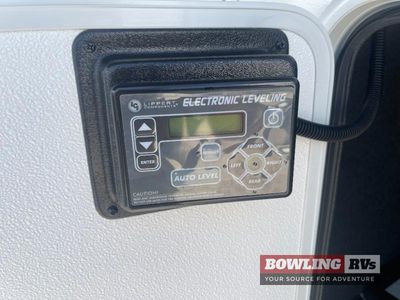 2026 Influence 3003RL - Photo 3