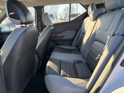 2024 Nissan Kicks SR - Photo 24
