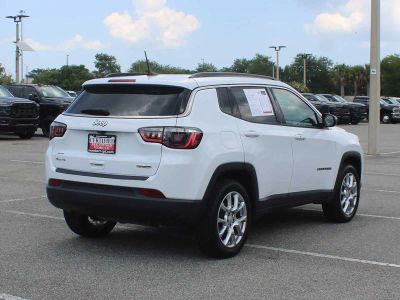 2023 Jeep Compass — side profile view