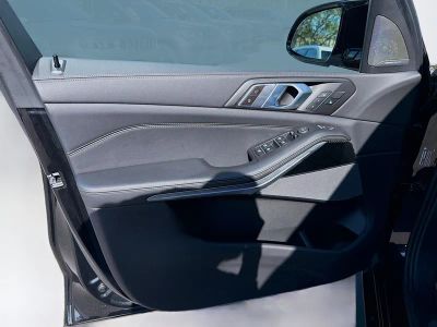 2024 BMW X5 — photo 23 view