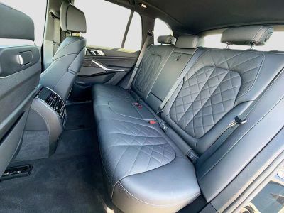 2024 BMW X5 — photo 22 view