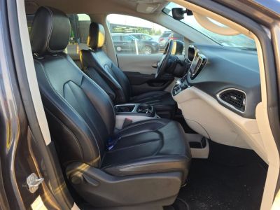 2023 Chrysler Pacifica - Photo 10