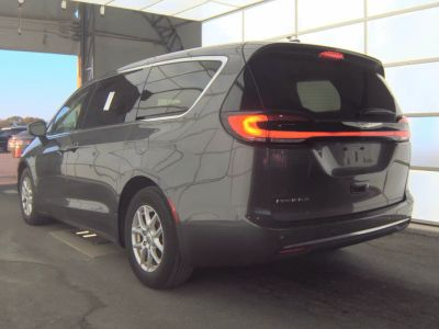 2023 Chrysler Pacifica - Photo 3