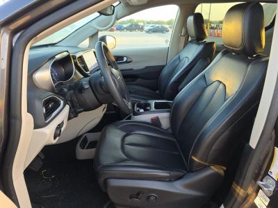 2023 Chrysler Pacifica - Photo 7