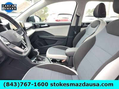 2025 Volkswagen Taos - Photo 14