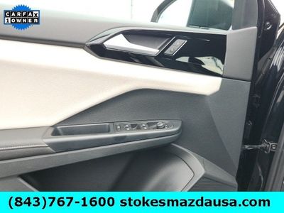 2025 Volkswagen Taos - Photo 12