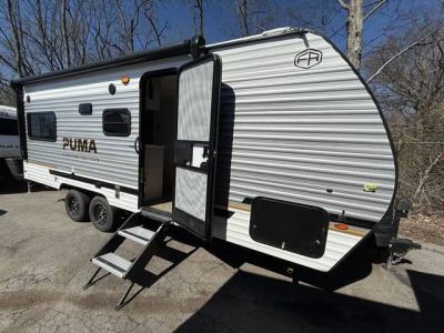 2026 Palomino PUMA 20RLCE — front three-quarter view