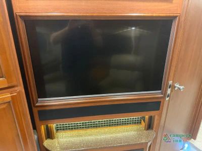 2016 Fleetwood RV Expedition — photo 34 view