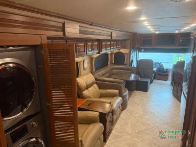 2016 Fleetwood RV Expedition — photo 23 view