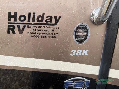 2016 Fleetwood RV Expedition — photo 12 view