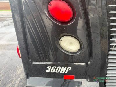 2016 Fleetwood RV Expedition — photo 8 view
