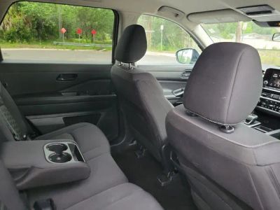2024 Nissan Pathfinder — photo 32 view